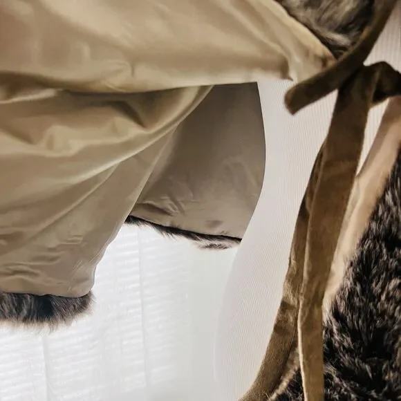 Wondershop Faux Fur Cape - Gray and Brown - Picture 5 of 8